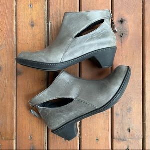 Dansko Bonita leather booties, size 39